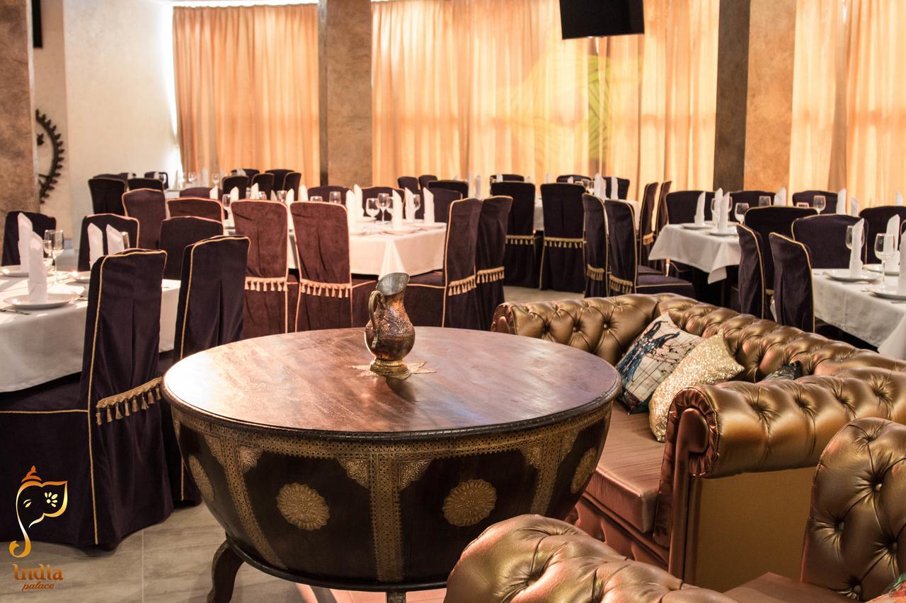 India Palace Hotel 카리프 외부 사진
